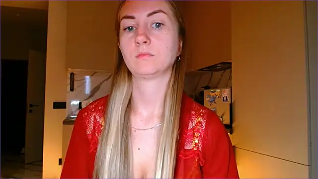 Snapshot of BluueSilk chatting on 11-20-25, 07:41 BluueSilk online show from 11-20-25, 07:41