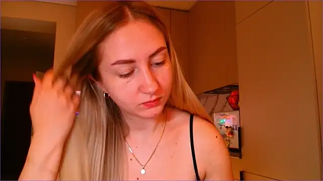 BluueSilk online show from 02-16-26, 06:20