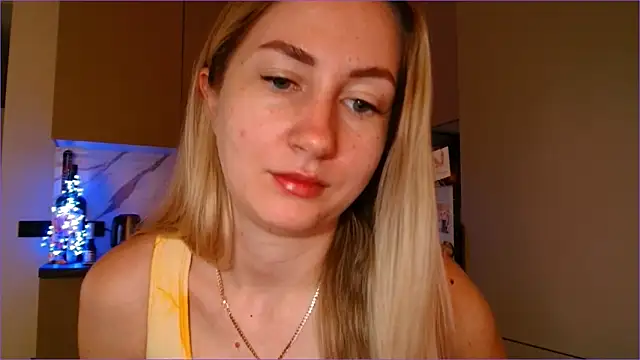 BluueSilk online show from 03-12-26, 07:03