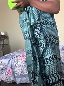 Snapshot of KZNkuku chatting on 02-10-26, 12:31 KZNkuku online show from 02-10-26, 12:31