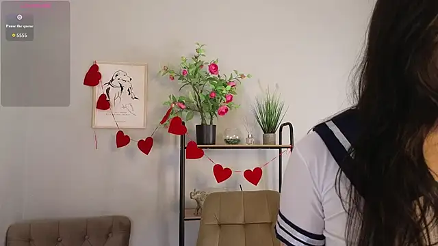 Noiry Vuvez online show from 06-11-26, 12:32