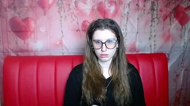 LilianaShine online show from 02-11-26, 06:07