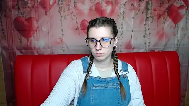 LilianaShine online show from 02-18-26, 06:09