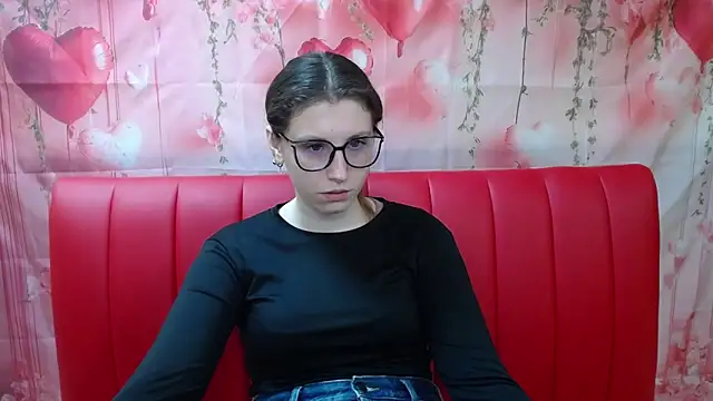 LilianaShine online show from 03-25-26, 06:08