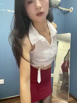 XiaoGui10 online show from 04-24-26, 01:13