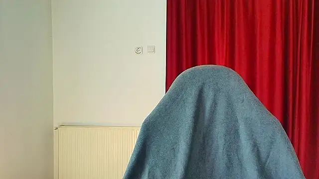 Snapshot of Angel-Kisss chatting on 02-08-26, 05:11 Angel-Kisss online show from 02-08-26, 05:11