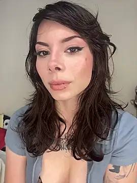 Isalove99 online show from 02-25-26, 01:32