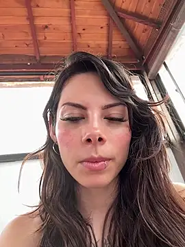 Isalove99 online show from 04-29-26, 06:03