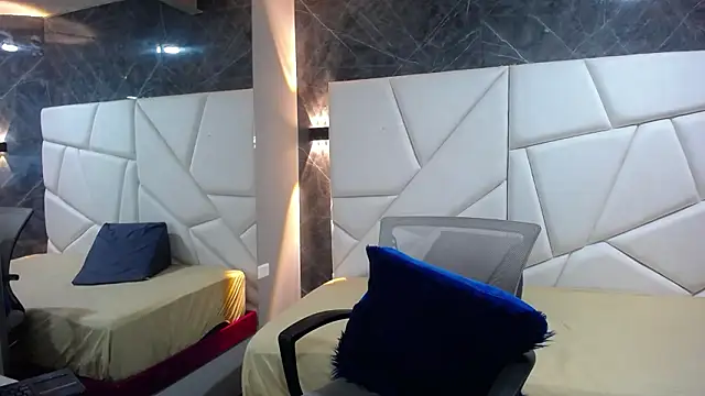 Snapshot of zhilakya chatting on 03-09-26, 06:56 zhilakya online show from 03-09-26, 06:56