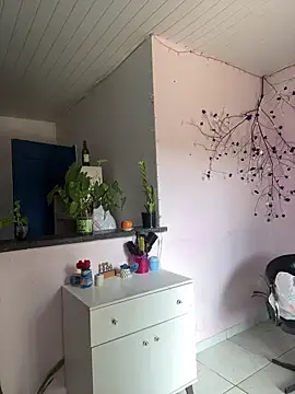 Loaisn online show from 02-04-26, 05:52