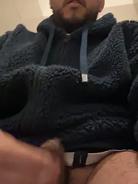 Snapshot of latinocalientehot chatting on 02-24-26, 09:46 latinocalientehot online show from 02-24-26, 09:46