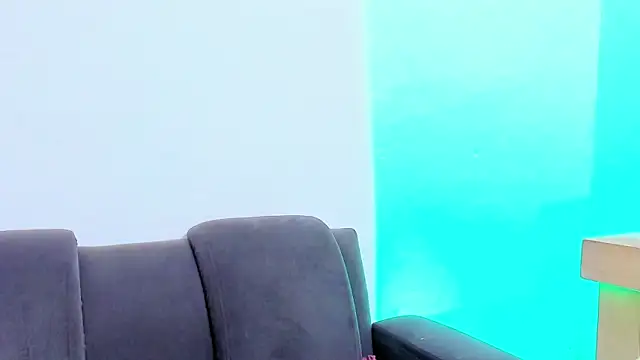 Emely pregnantt online show from 02-24-26, 11:25