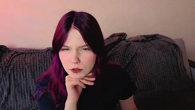 Julia Anis online show from 03-31-26, 12:56