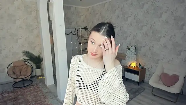 LianneBynon online show from 04-25-26, 09:01