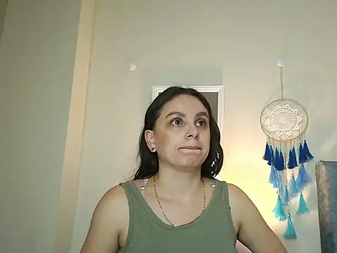 NatalyGuzman26 online show from 04-16-26, 11:22