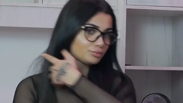 MayaMadison online show from 02-08-26, 09:29