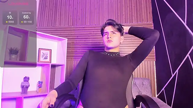 noahWolff  online show from 02-25-26, 04:33