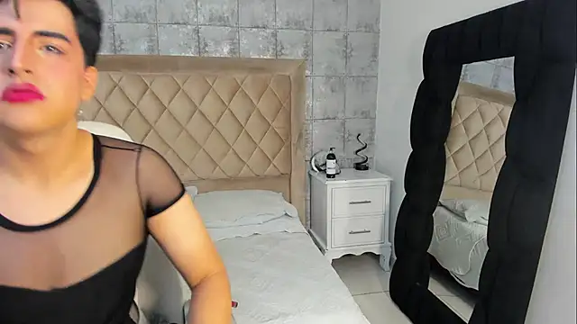 noahWolff  online show from 03-06-26, 09:44