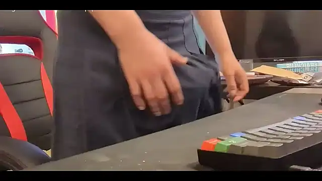 LovelyMeli online show from 02-08-26, 09:02