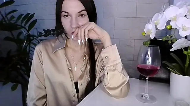 JuliaLovely online show from 02-08-26, 03:26