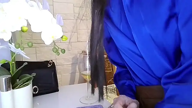 JuliaLovely online show from 03-20-26, 07:30