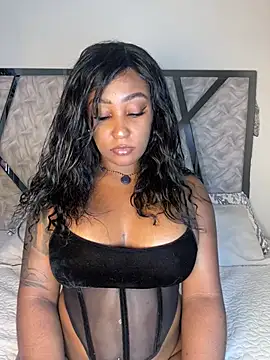 Snapshot of Denise_wolfe21 chatting on 03-10-26, 04:01 Denise wolfe21 online show from 03-10-26, 04:01