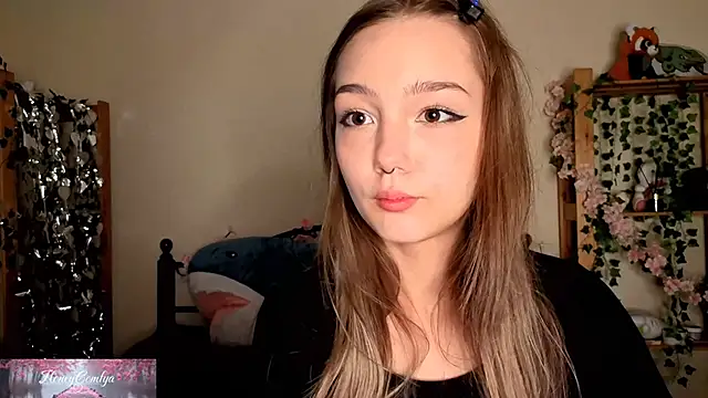 HoneyComfy online show from 05-11-26, 02:12