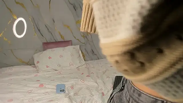 Amanda Rossi online show from 04-01-26, 03:53