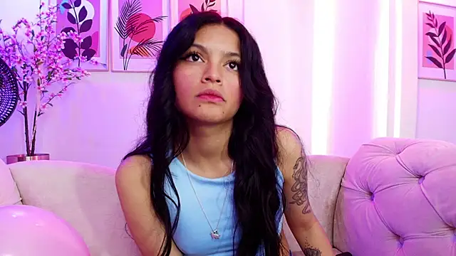 Maddie T18 online show from 07-28-26, 04:39
