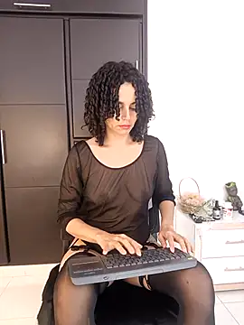 Snapshot of Nala_OMG chatting on 01-31-26, 08:18 Nala OMG online show from 01-31-26, 08:18