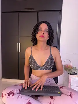 Snapshot of Nala_OMG chatting on 02-07-26, 07:39 Nala OMG online show from 02-07-26, 07:39