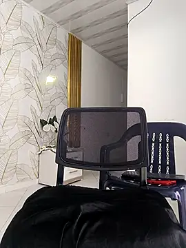 Snapshot of Nala_OMG chatting on 03-08-26, 08:45 Nala OMG online show from 03-08-26, 08:45