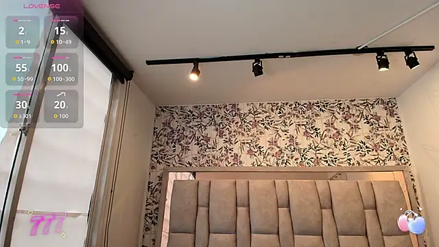 Emily  Cute   online show from 03-05-26, 07:54