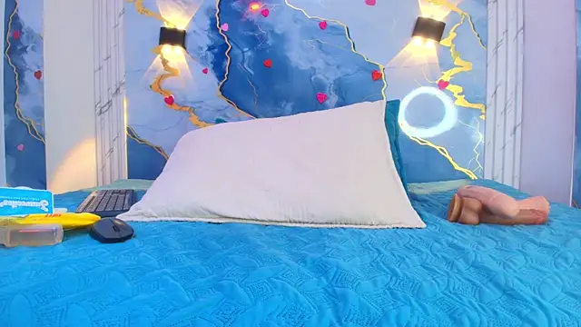 crystal love08 online show from 04-27-26, 07:23