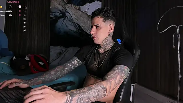 trisstann  online show from 04-12-26, 04:45