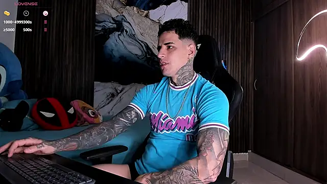 trisstann  online show from 04-18-26, 04:33