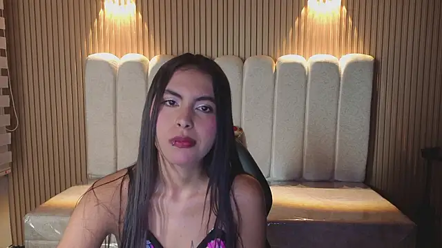 Snapshot of Perla_lovely_ chatting on 02-10-26, 01:26 Perla lovely online show from 02-10-26, 01:26