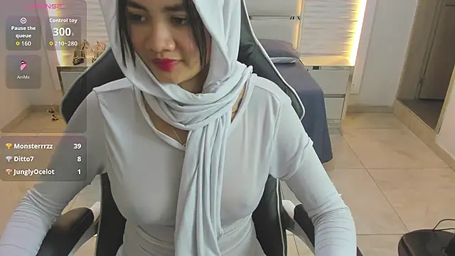 Yaiza farak online show from 02-10-26, 02:26