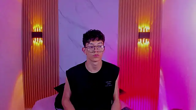 Christopher Hunter online show from 02-25-26, 07:45