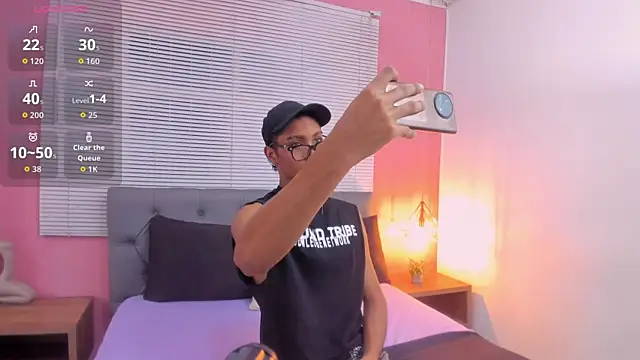 drako18  online show from 04-26-26, 03:59