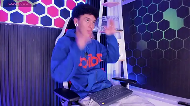 David Banks  online show from 04-08-26, 12:38