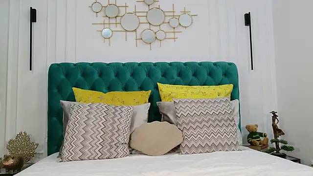 AlessiaDunn online show from 04-01-26, 07:00