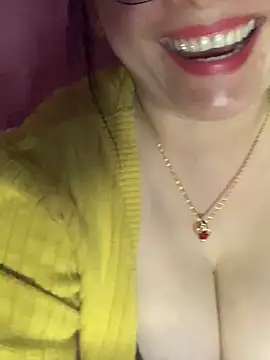 Snapshot of Star-sweet01 chatting on 02-03-26, 06:40 Star-sweet01 online show from 02-03-26, 06:40