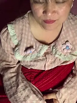 Snapshot of Star-sweet01 chatting on 03-11-26, 02:56 Star-sweet01 online show from 03-11-26, 02:56