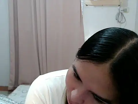 Snapshot of lovely_Janeee chatting on 05-01-26, 10:14 lovely Janeee online show from 05-01-26, 10:14