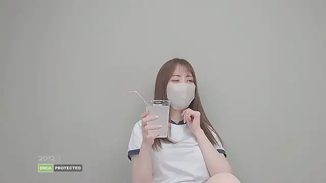 Snapshot of Piko_crystal chatting on 02-06-26, 11:13 Piko crystal online show from 02-06-26, 11:13