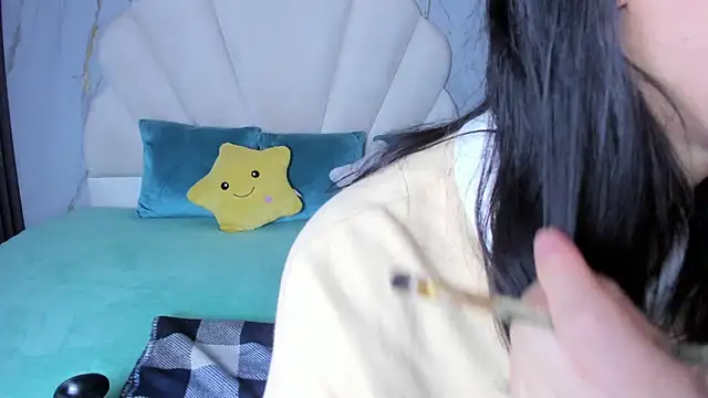 Lia Nova online show from 03-28-26, 08:41