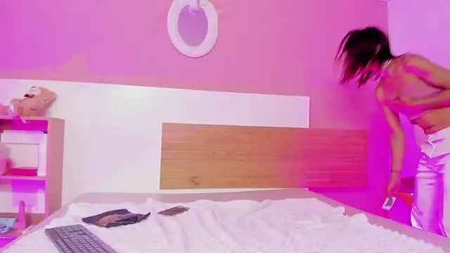 ValeryBellotti online show from 04-23-26, 12:15