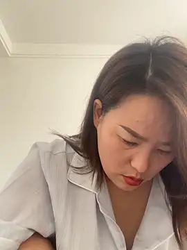 Youyou 12 online show from 02-23-26, 03:48