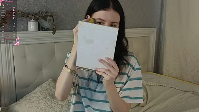 Glow hollow online show from 02-08-26, 03:32